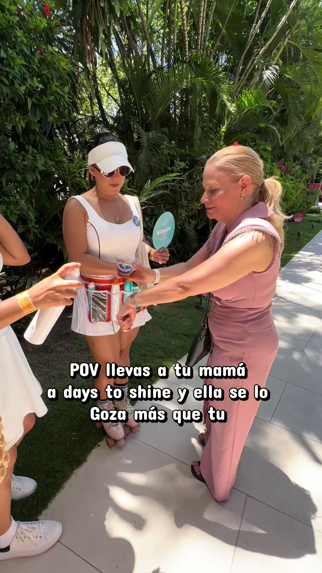 @María Laura a