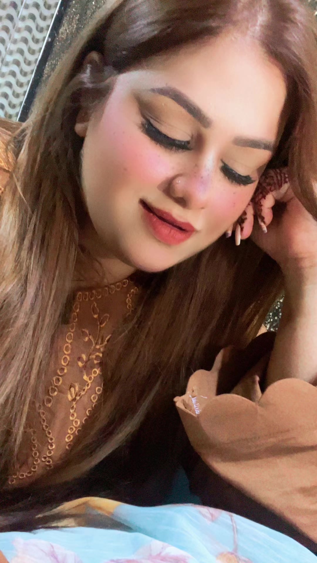 @iqra_khan