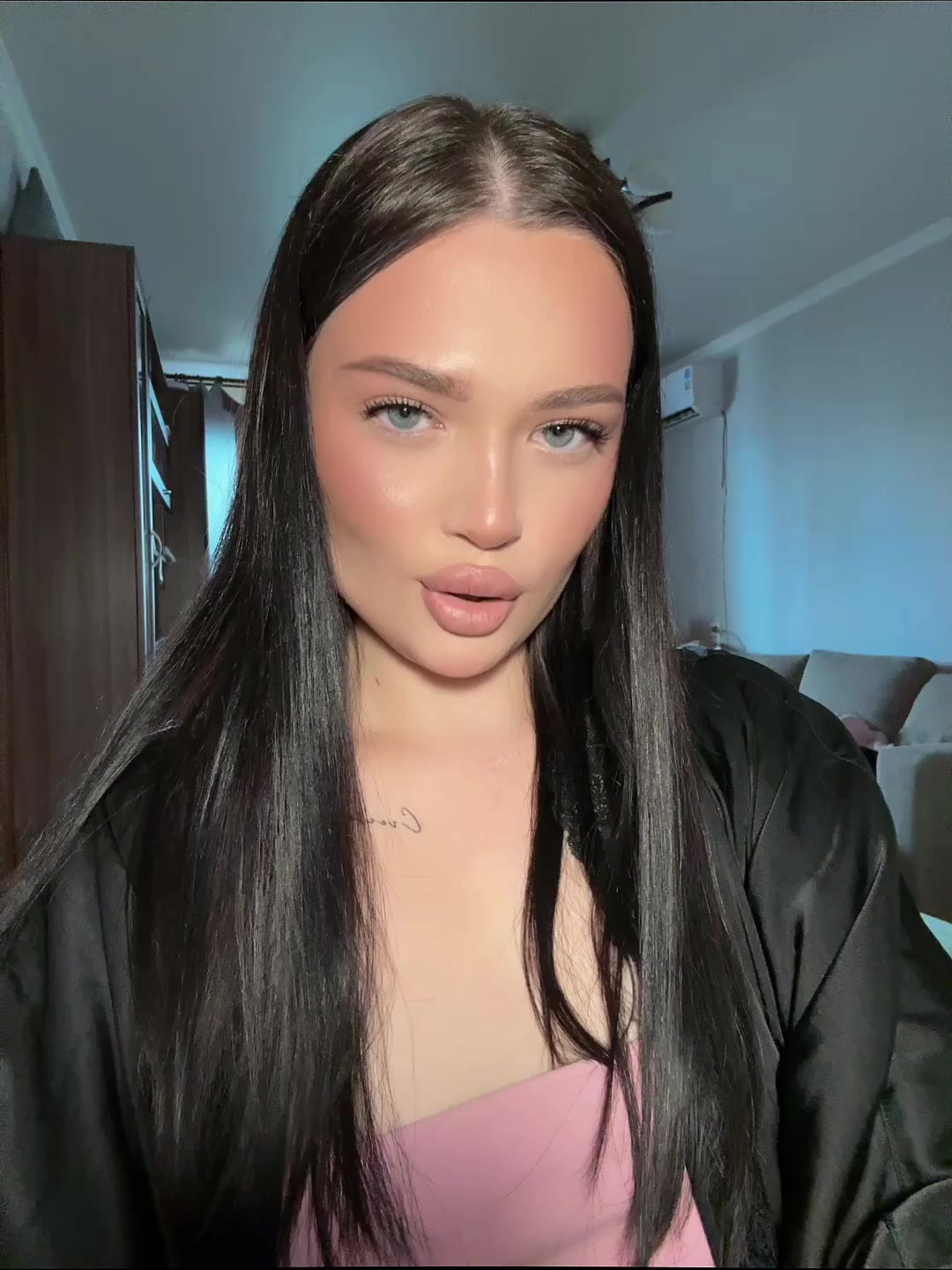 @arina_burleeva