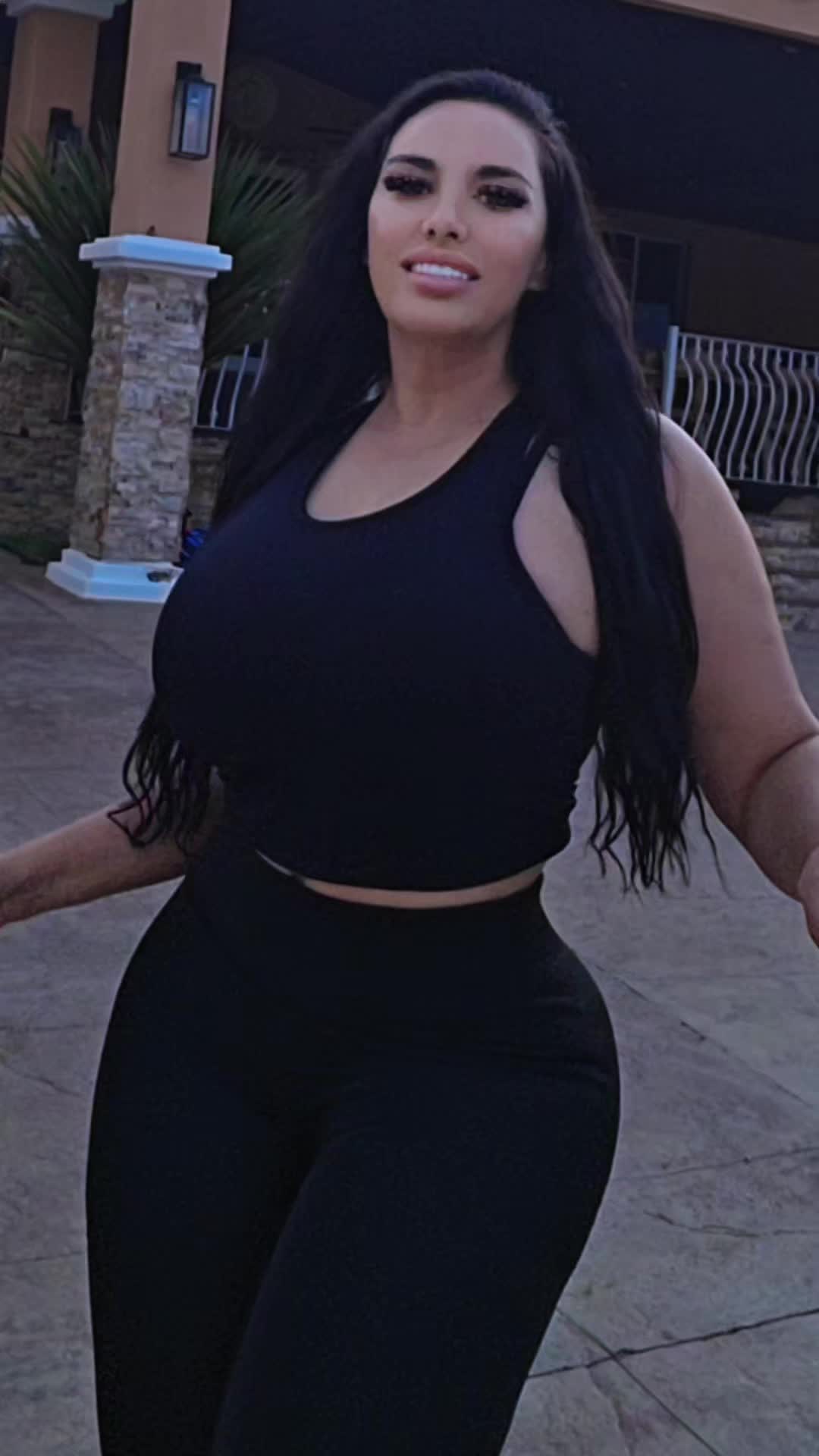 @Cinthia chumacero
