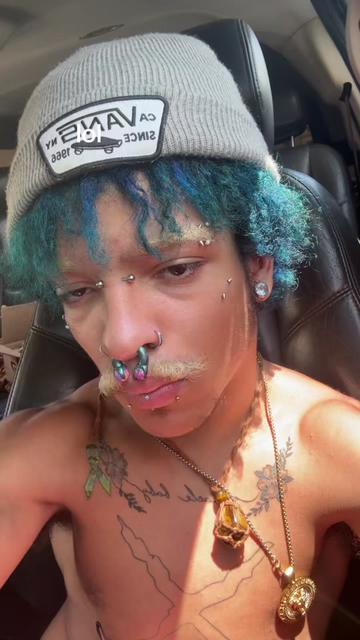 @Alt prince 🧑🏽🦽➡️