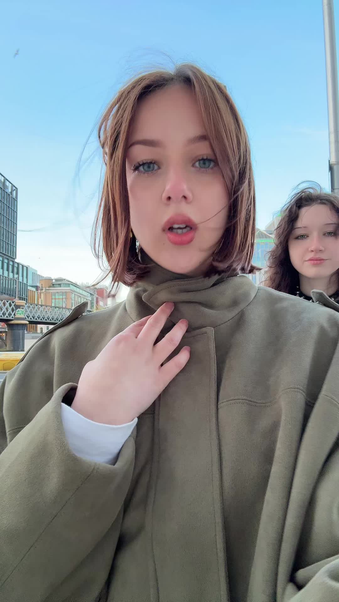 @nneonilaaaa