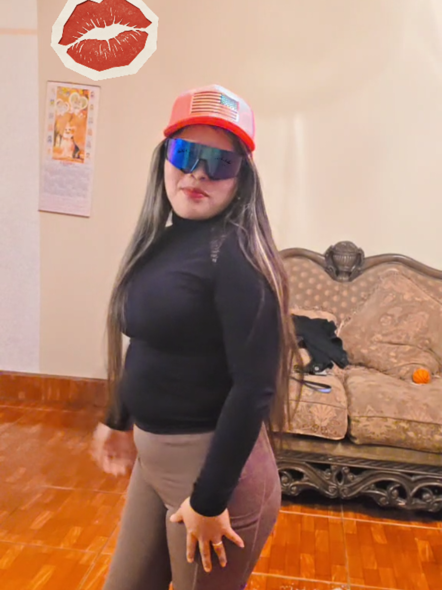 @Sandylachapina