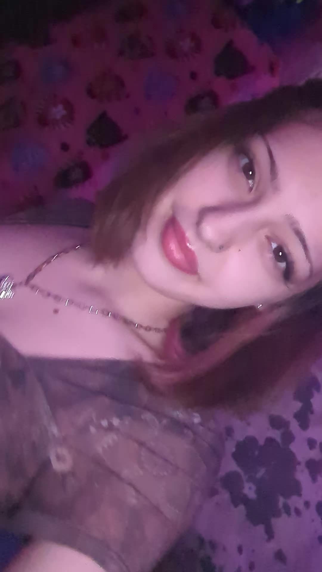 @whosthisdeva!