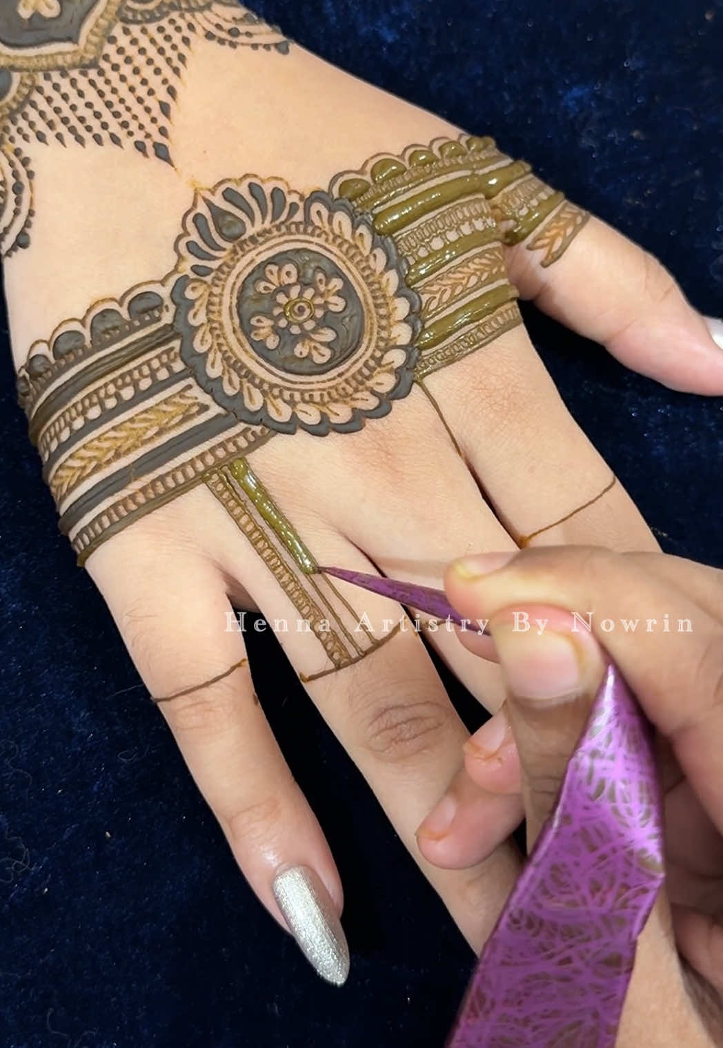 @Henna Artistry By Nowrin