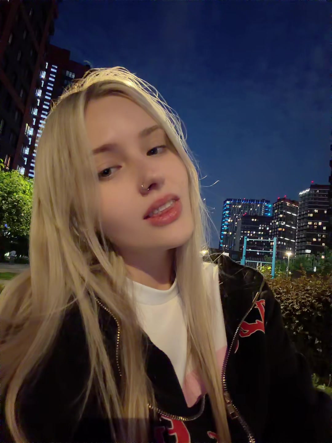 @whylollycry