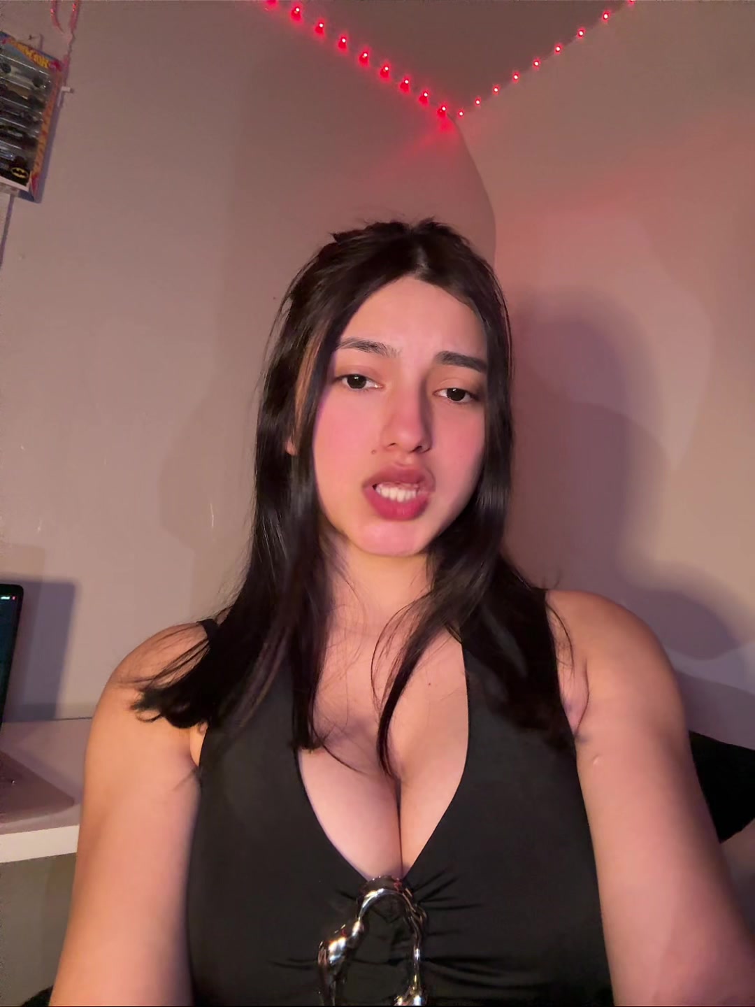 @Nohelia🖤