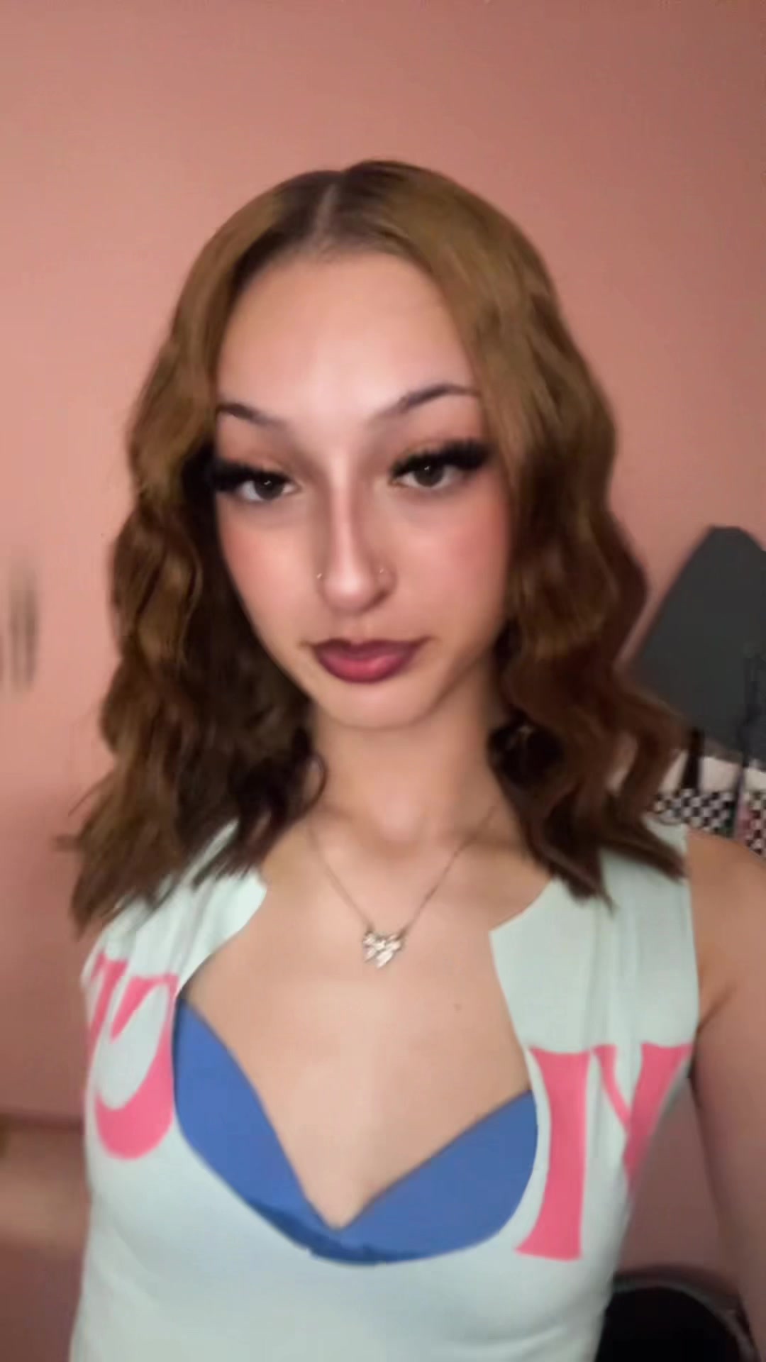 @Angelicaa👩&zwj;🦯&zwj;➡️