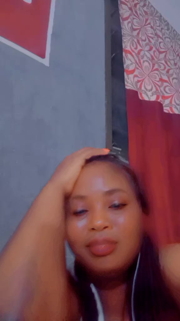 @Carine la star🇨🇮🇨🇮