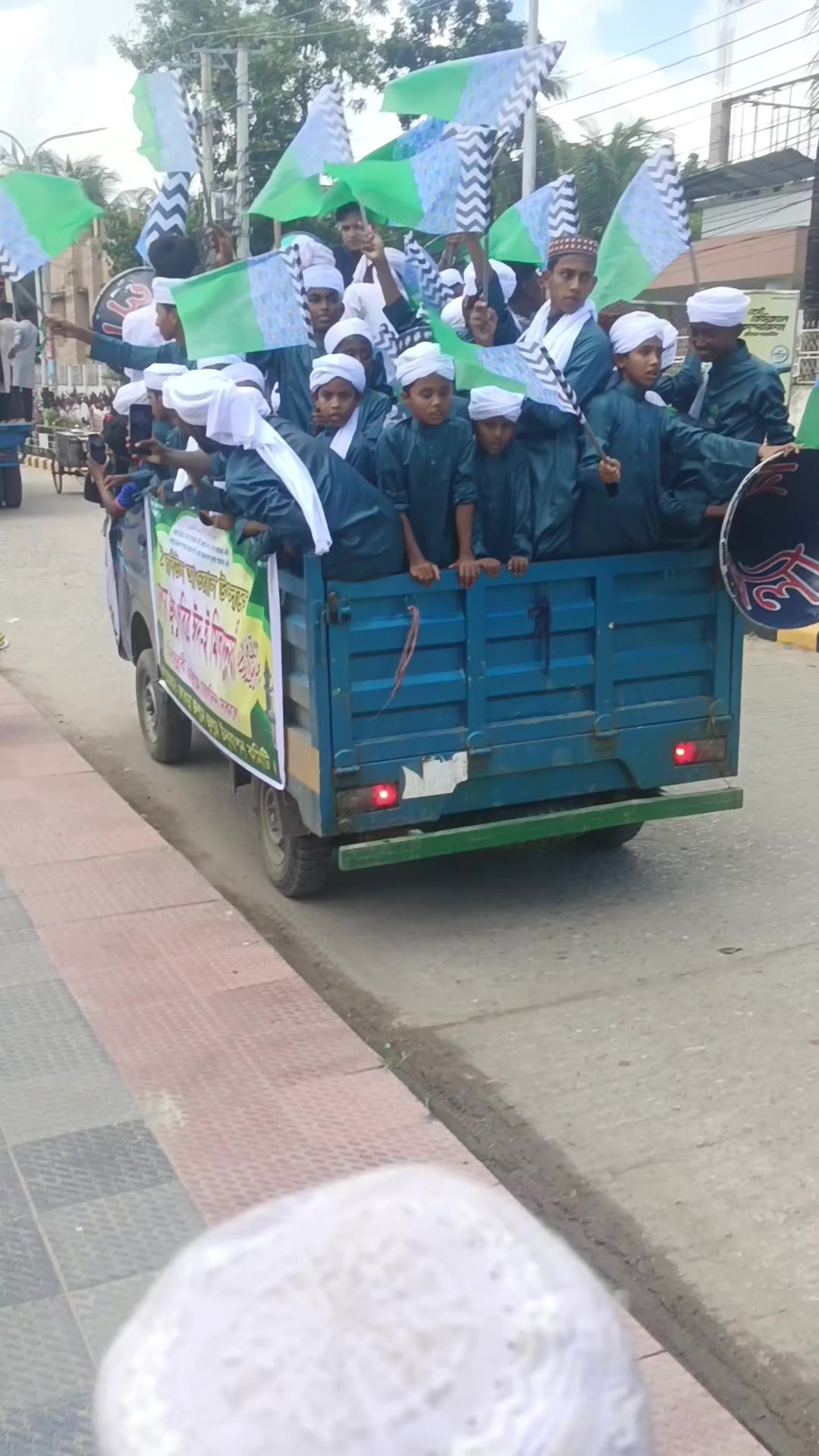 @👳&zwj;♀️عبد الرحمن 👳