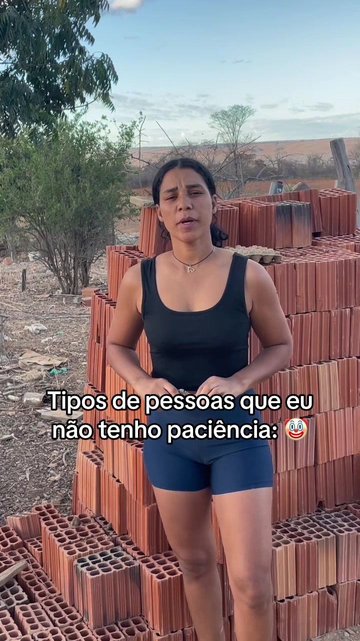 @monicadejatoba