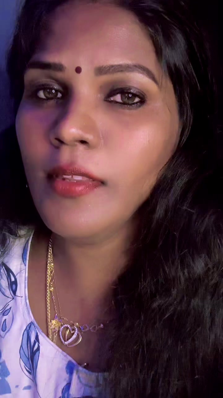 @GaYaThRI❤️ MaNiKAnDaN ❤️🇨🇦☃️