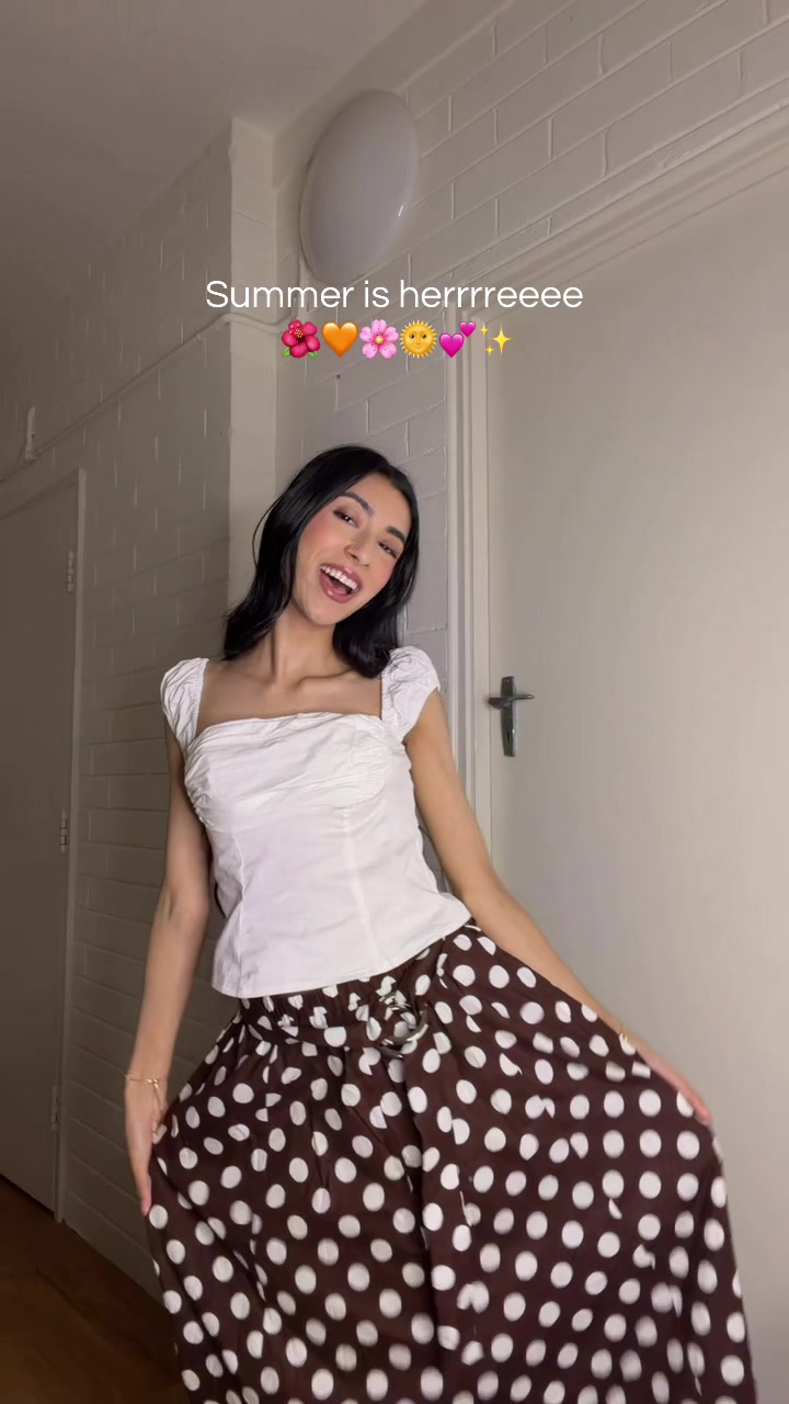 @Laxmi 👸🏻🇳🇵