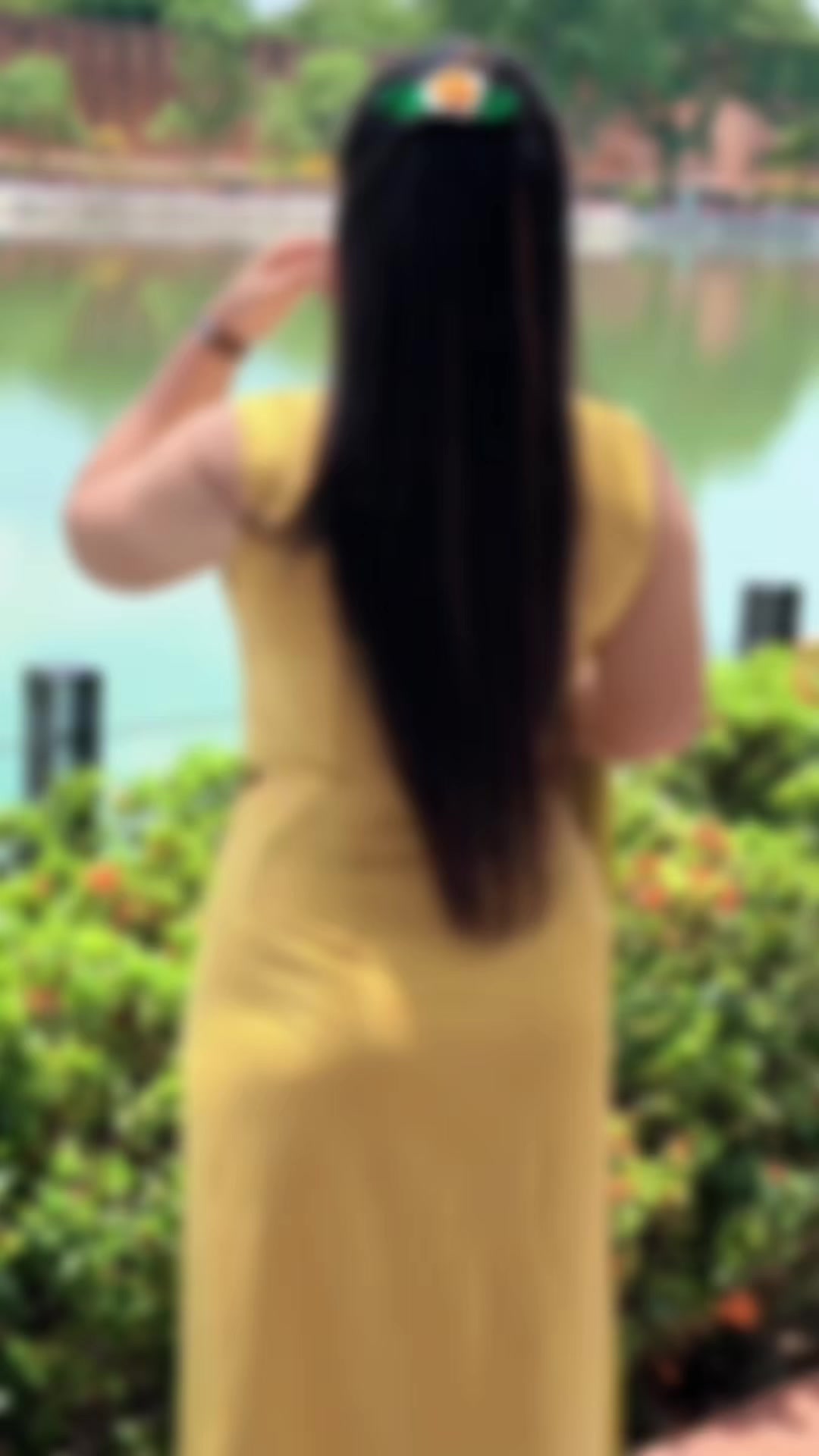 @Shwe Yie ♒️(ခေတ်ဆန်းယဉ် 👗🧵)