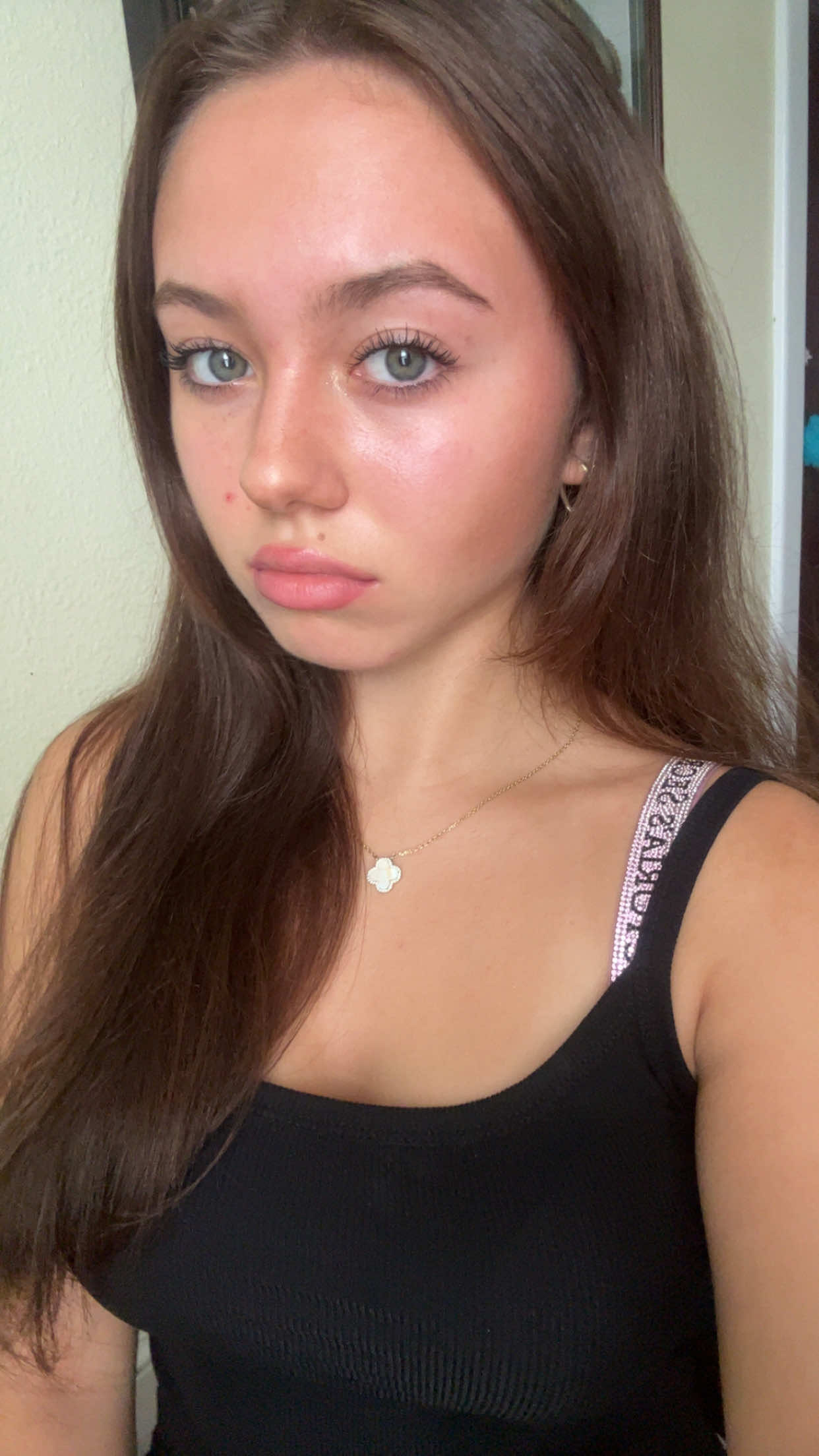 @𝓏𝒶𝓇𝒶💫