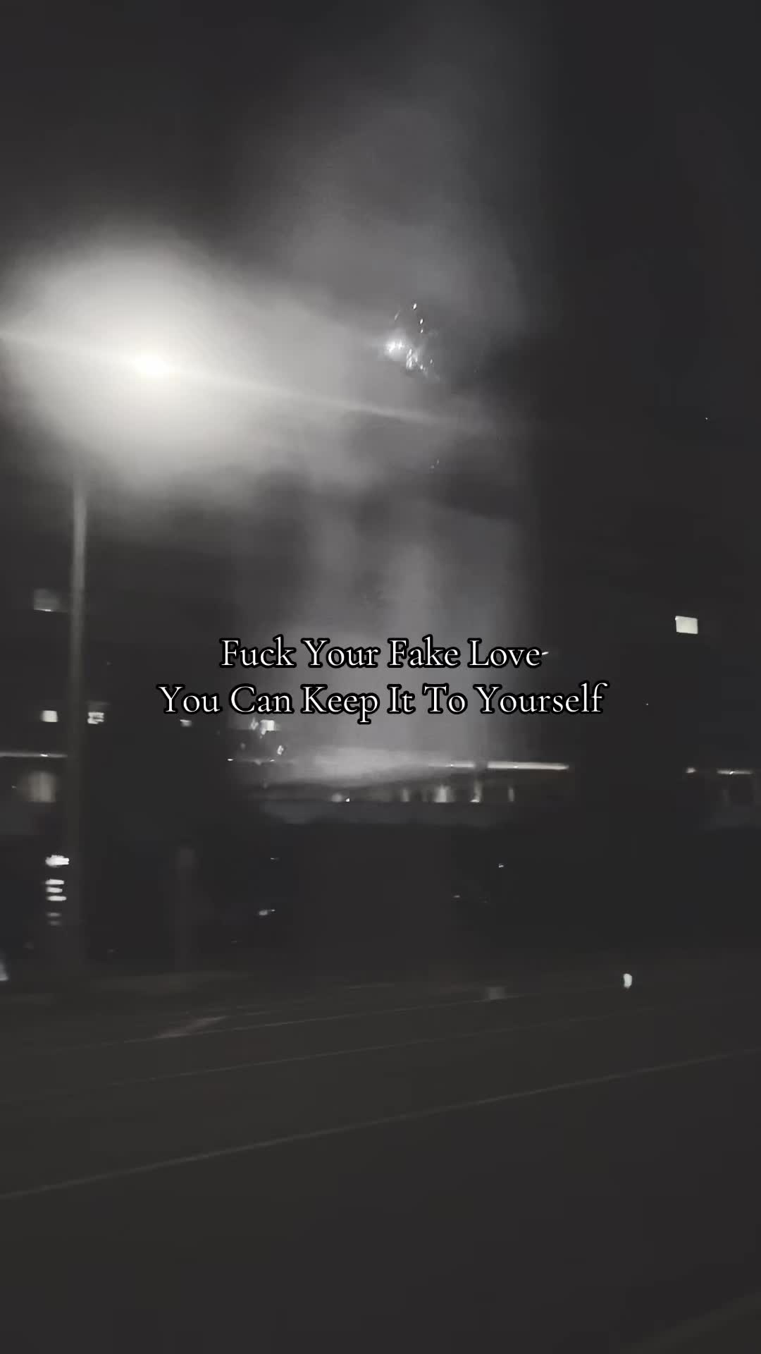 @🥀𝒩ℴℯ𝓂𝒾 🖤
