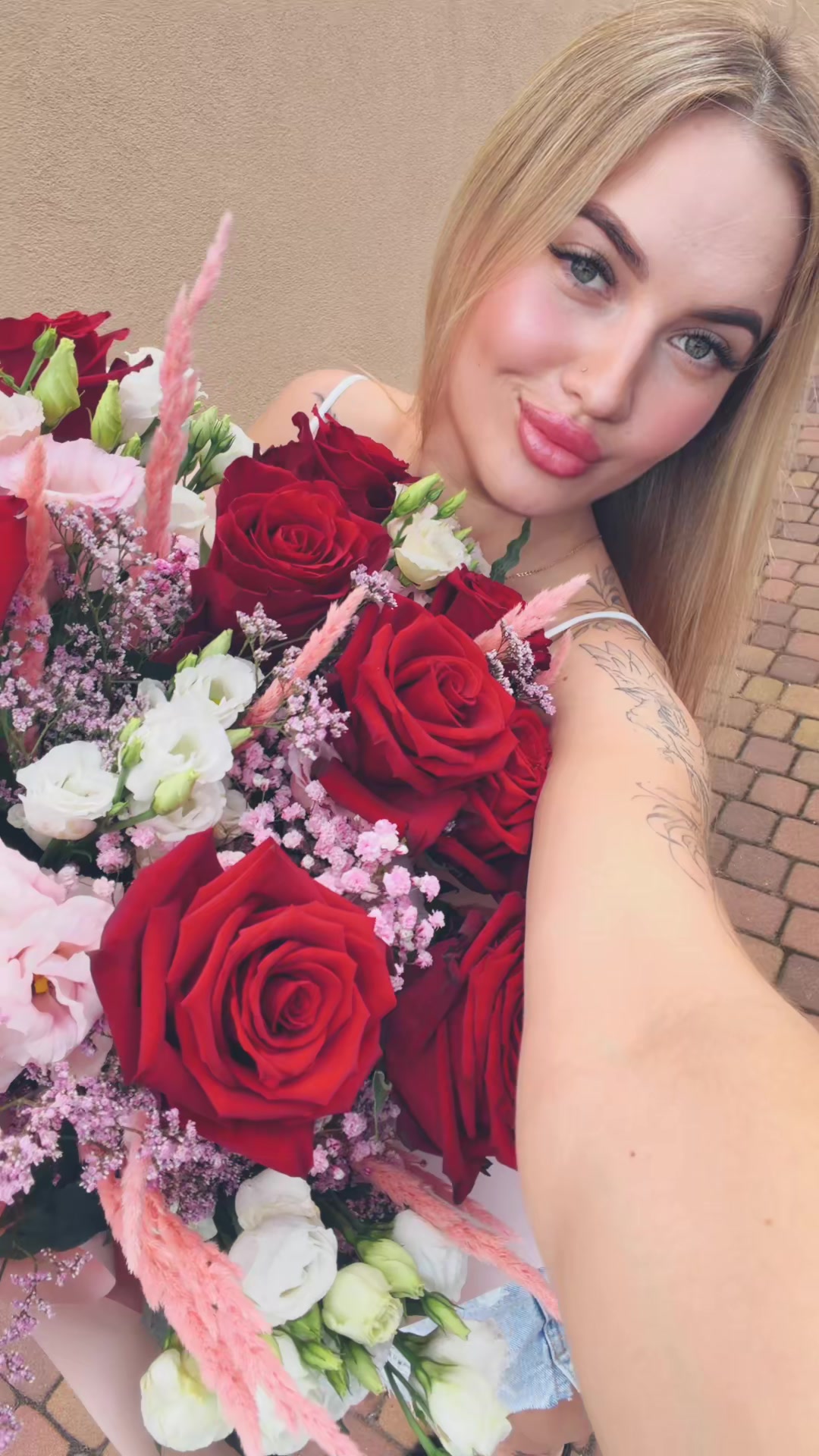 @BLONDY🕊️🤍