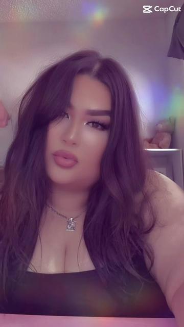 @𝒟𝒪𝑀𝐼𝐼🌸
