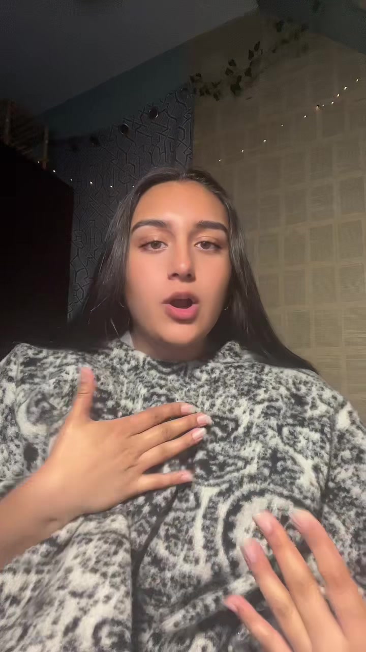 @Samawia 🥀