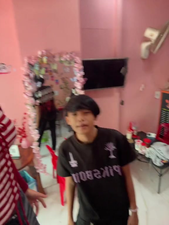 @Sak oun krob yang😇
