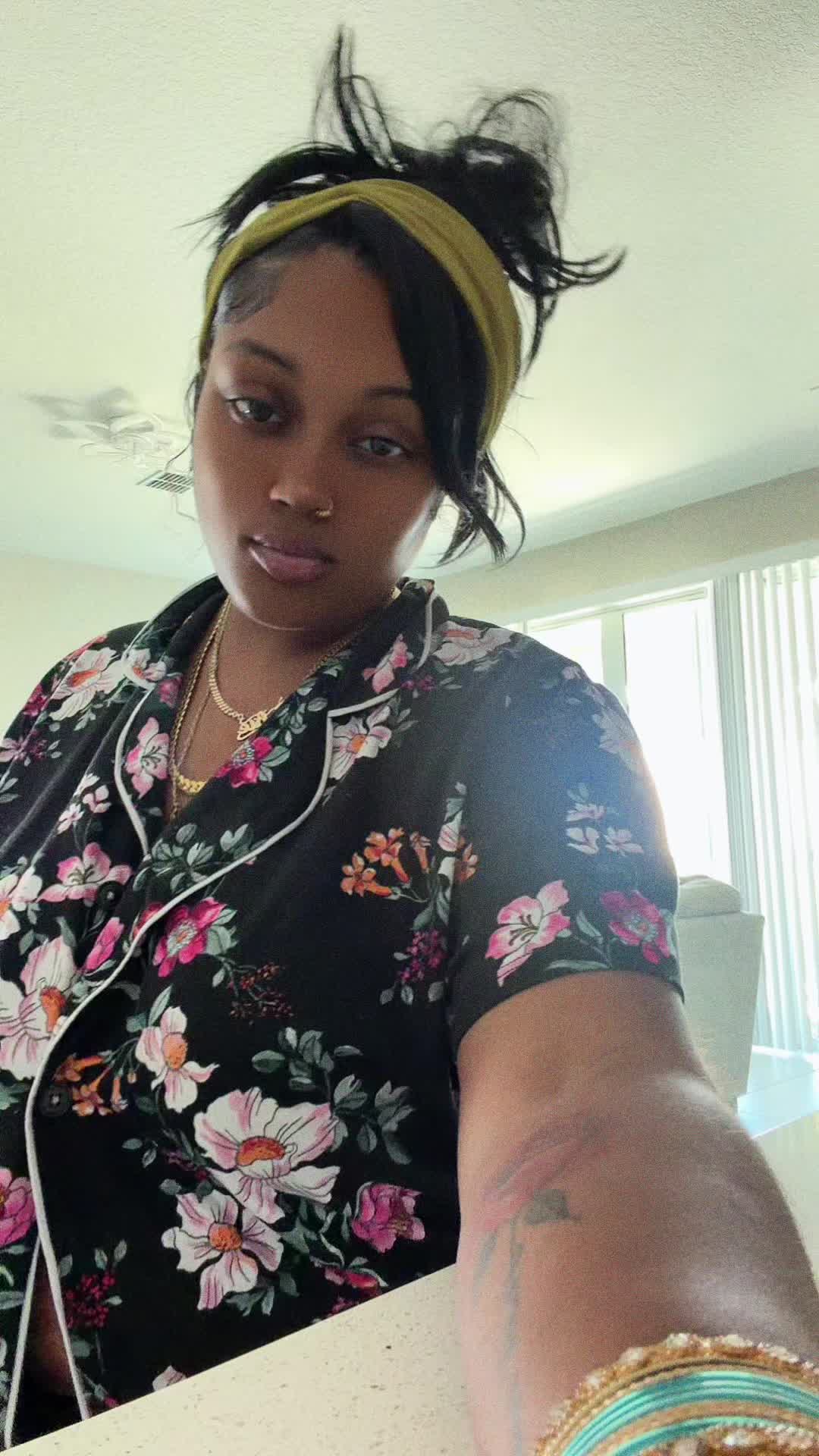 @Sheprettymoody