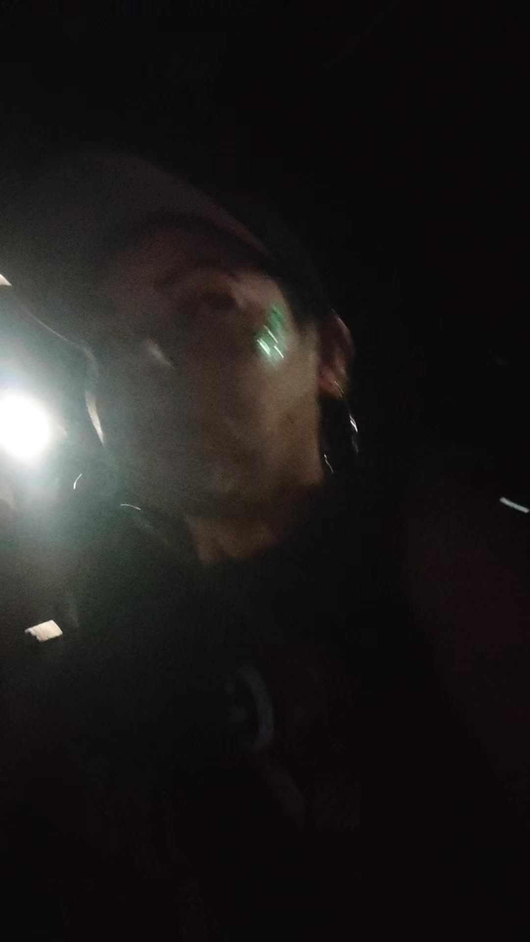 @mj