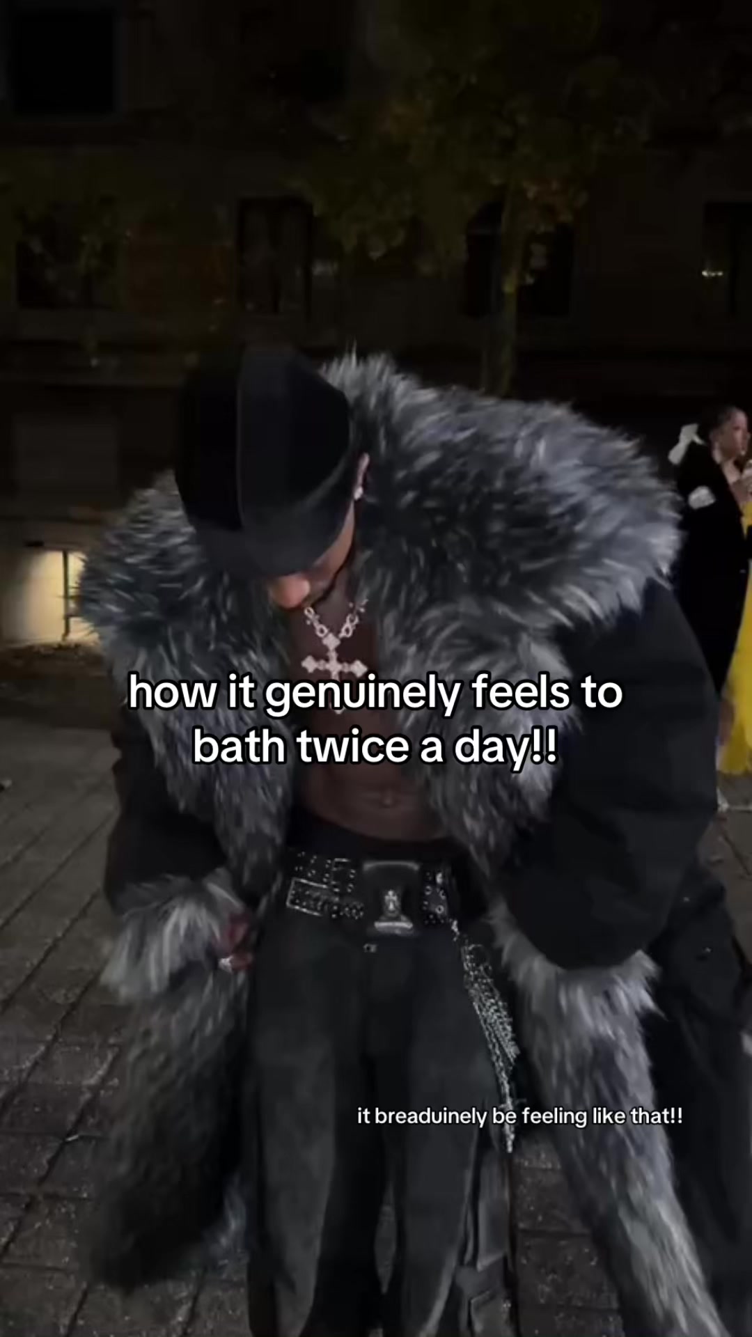 @𝔢𝔩𝔱𝔬𝔫☆