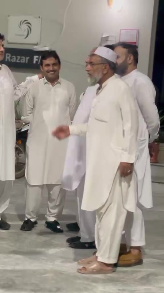 @Mujahidkamal