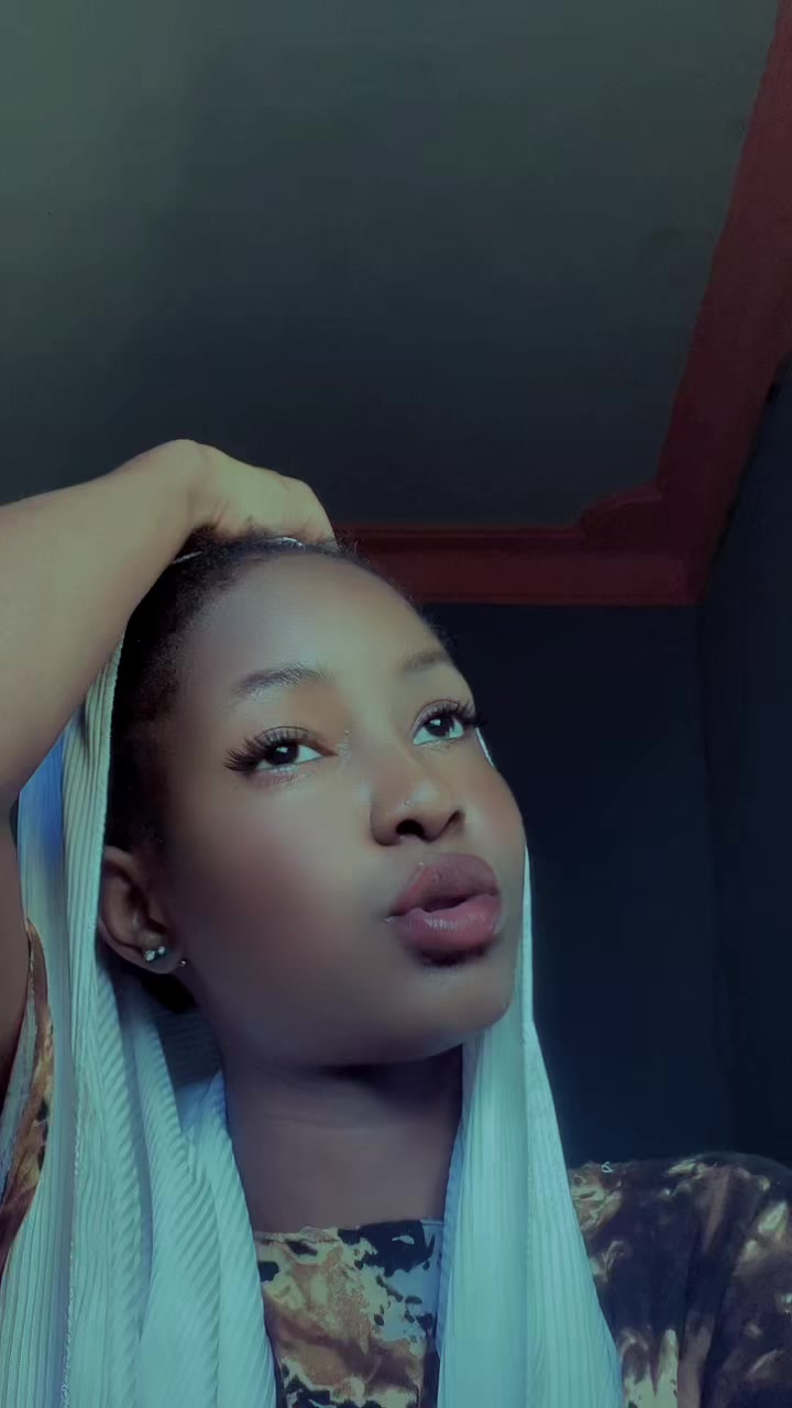 @Kia🦋💦