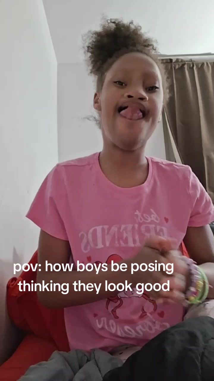 @THEEONLYRAYNEE