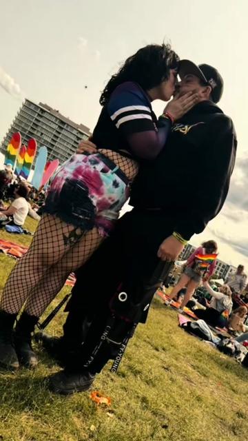 @𝔢𝔯𝔦𝔰