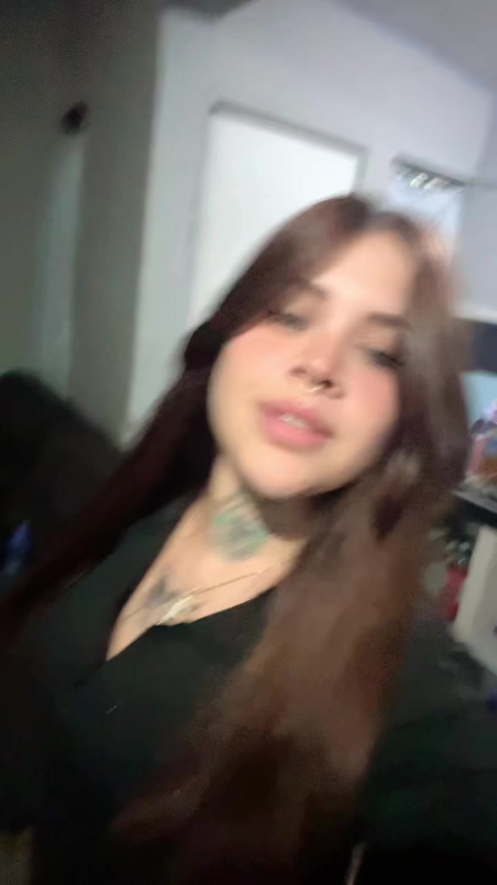 @_mitzy_