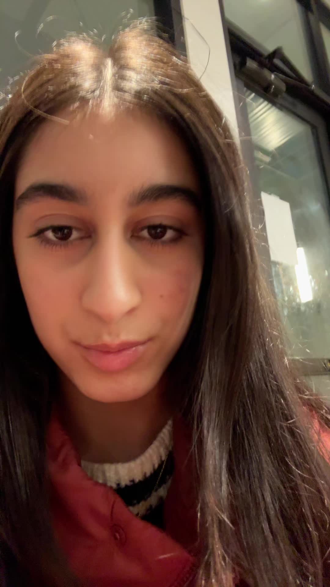 @Simrah14
