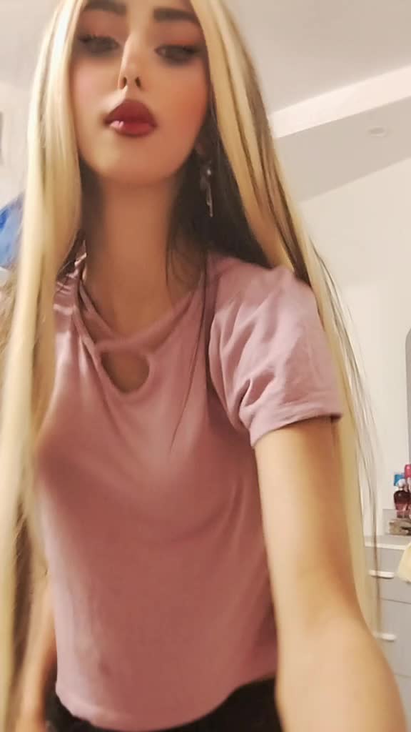 @niyoshafadavi