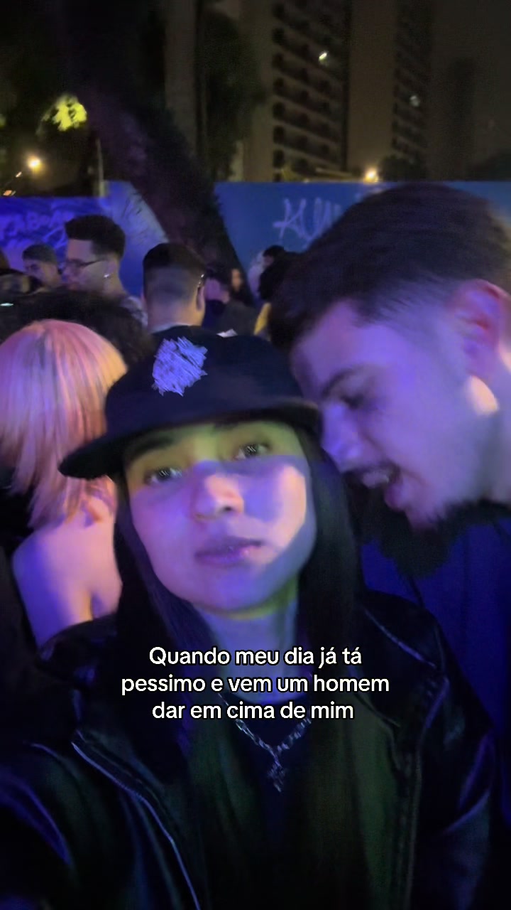 @Victoria Azevedo