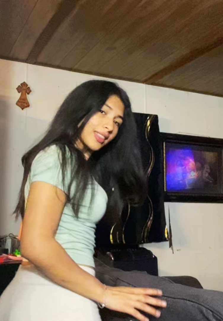 @Julissa ๐