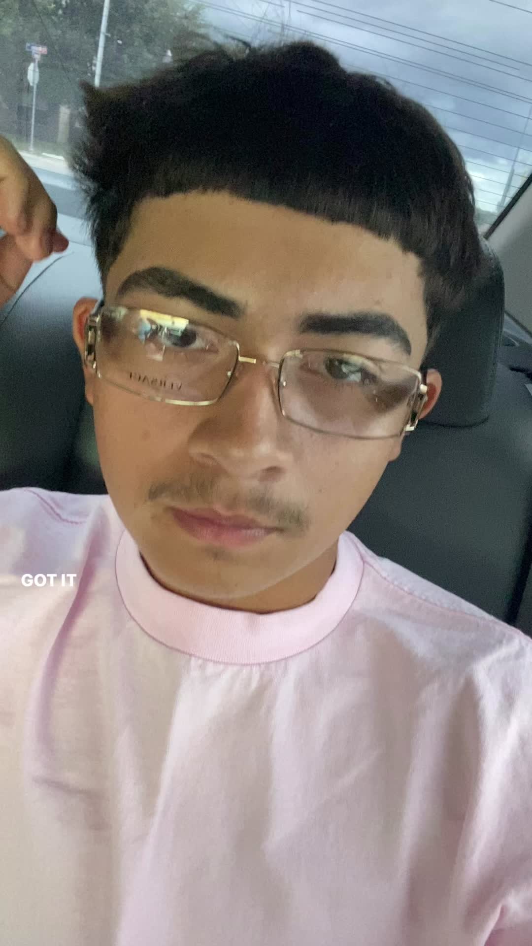 @r8y
