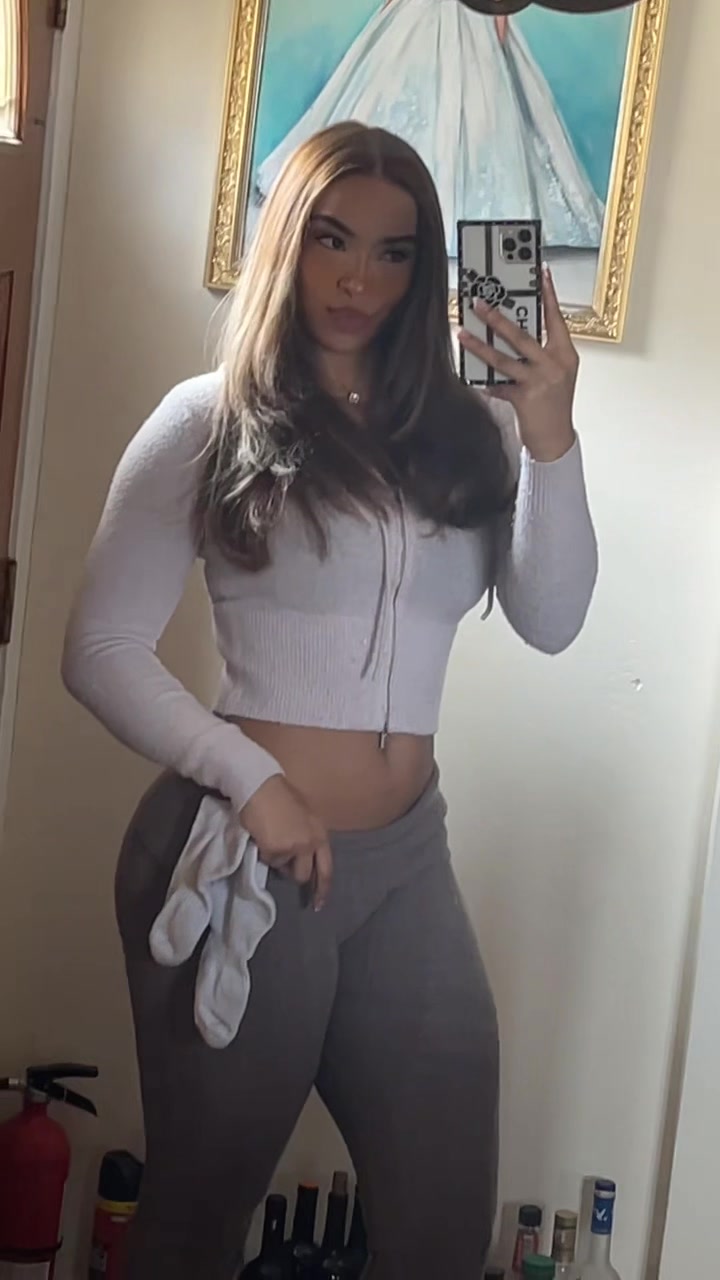 @Jenny_Curlyhead