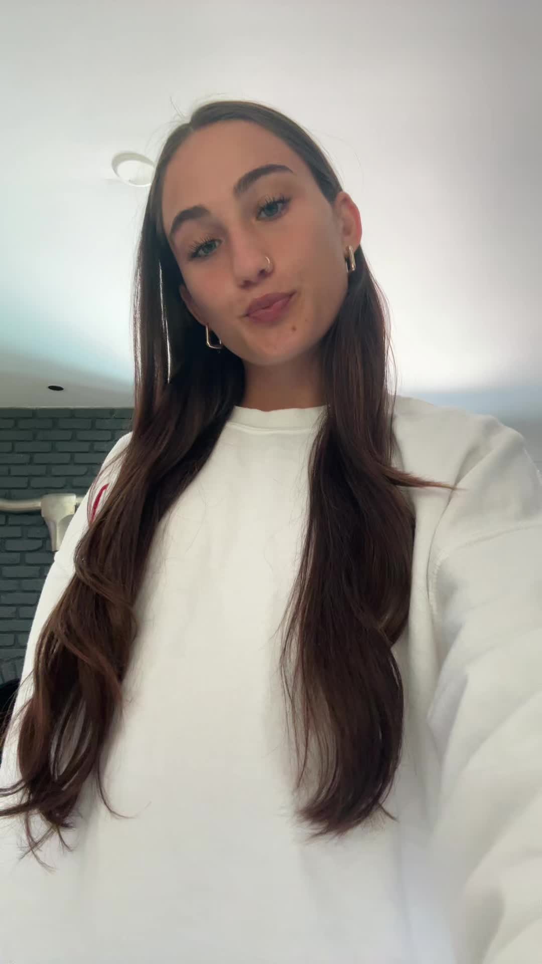 @Lo