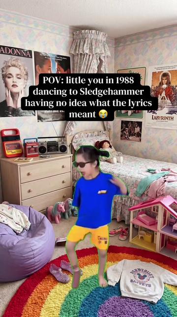 @Liz in Rewind ⏪ 📼 💿