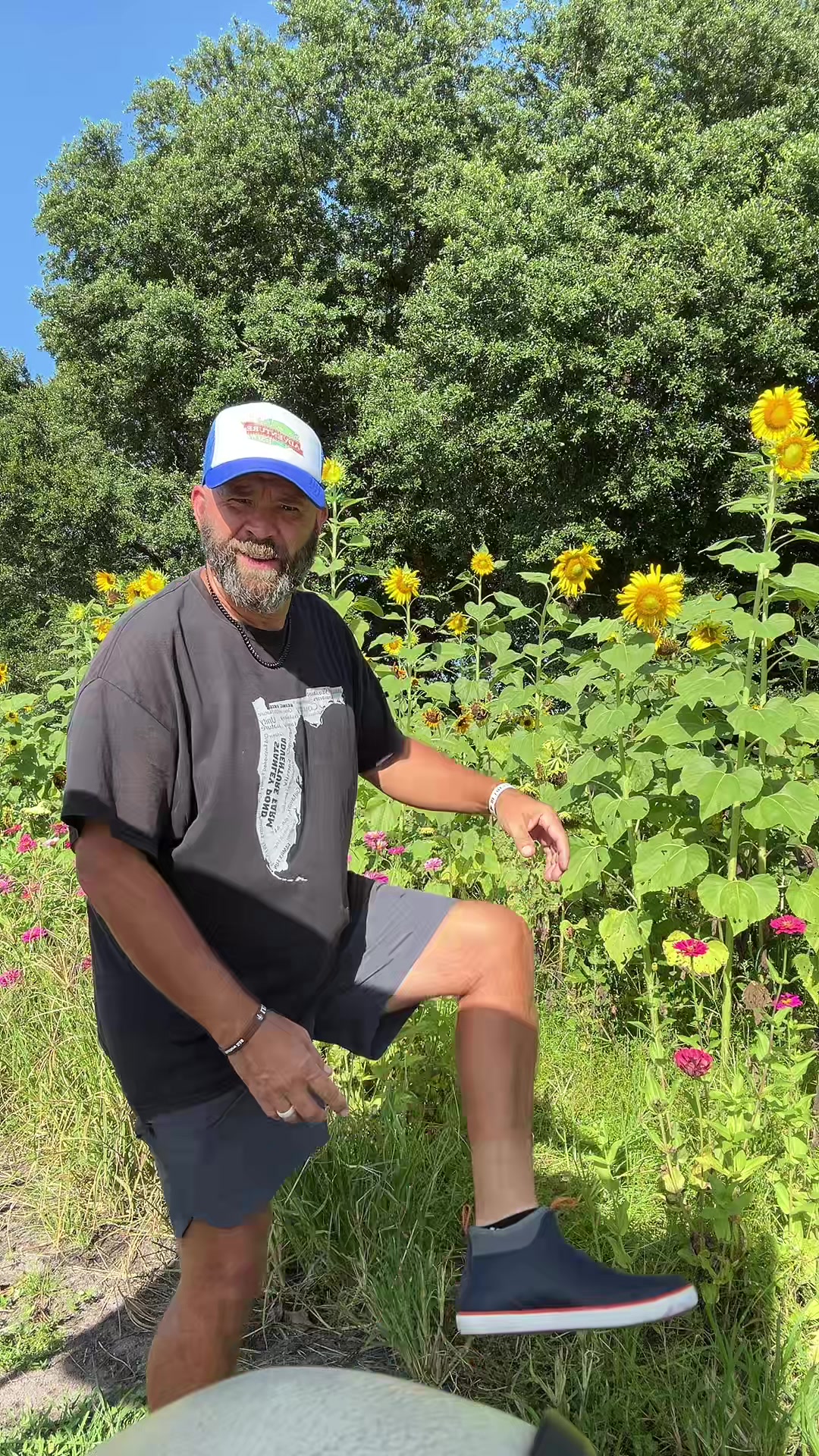 @Shawn at Stanley Pond Farm🌻