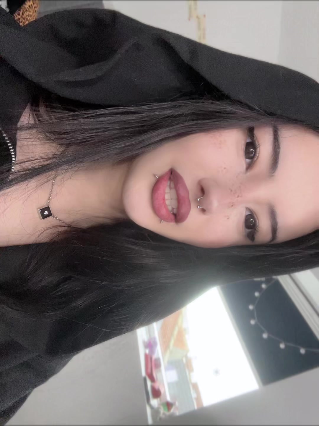 @+