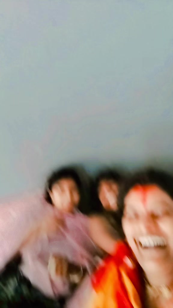 @Nimasah_08