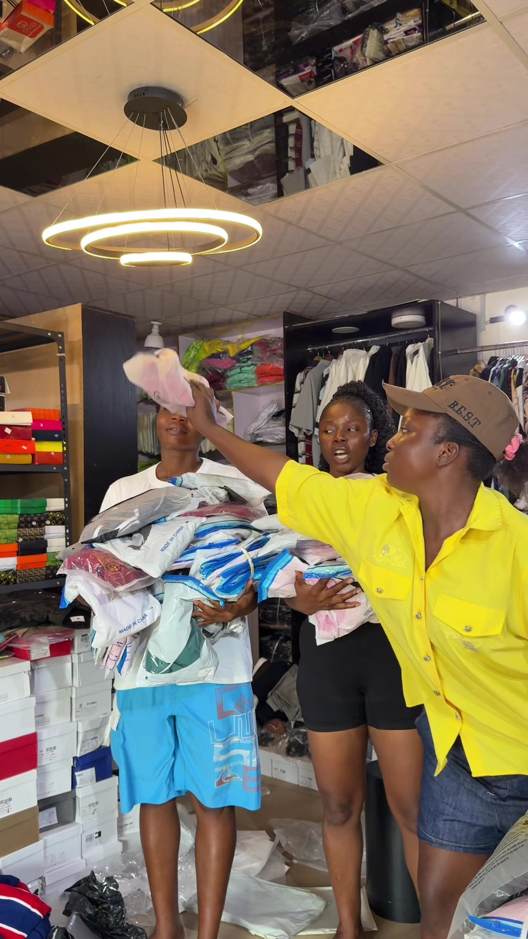 @T-SHIRT WAREHOUSE IN CALABAR