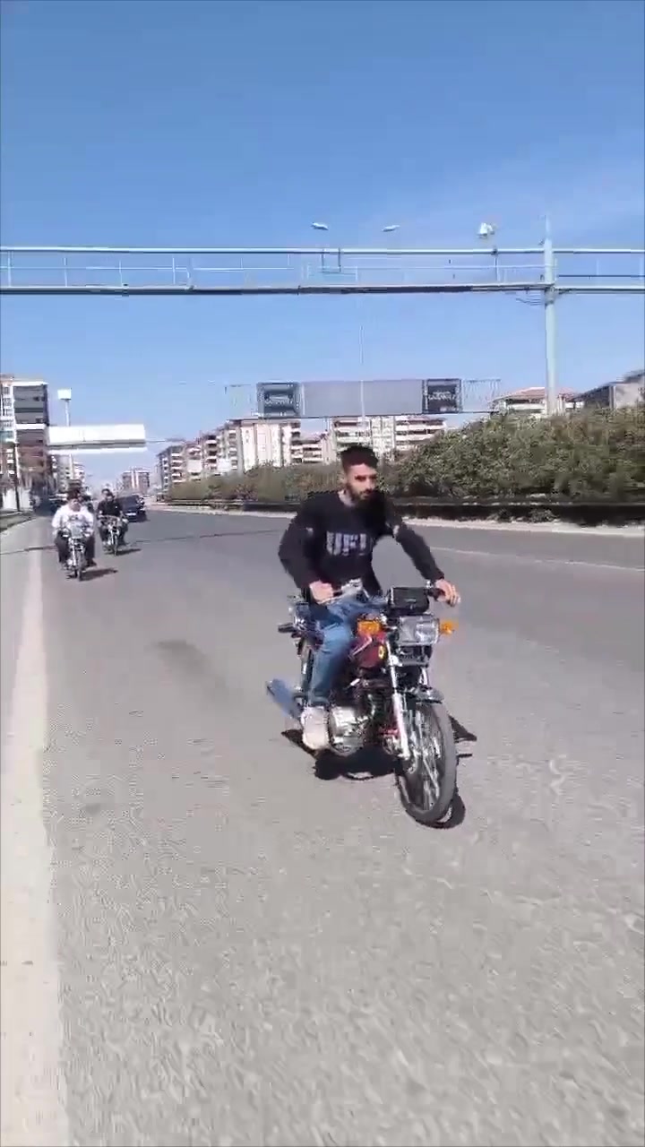 @🗽
