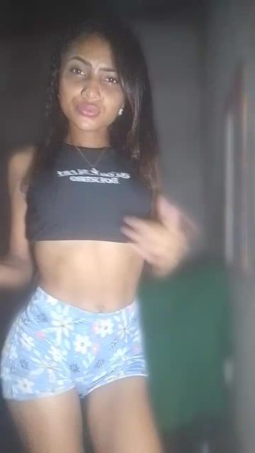 @👑La Peque&ntilde;a👑