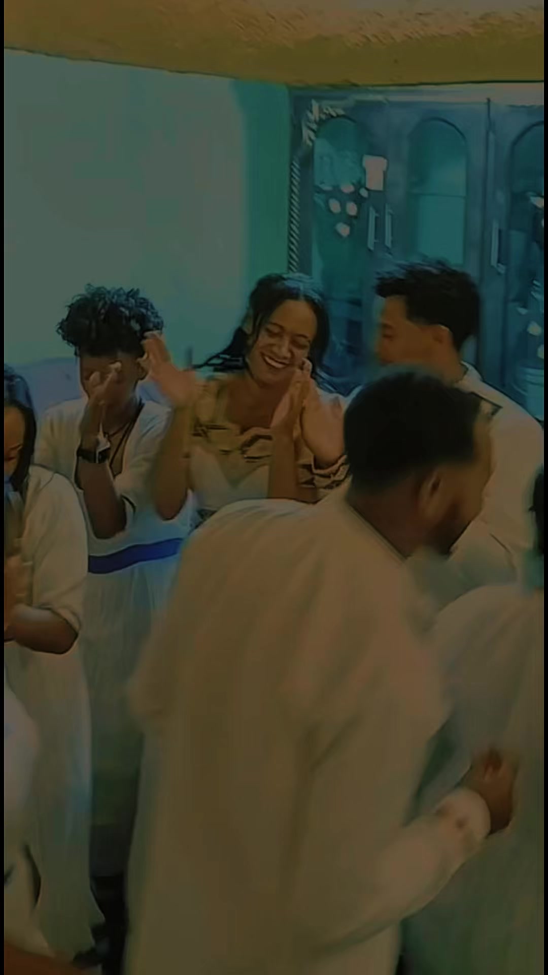 @ነቃ ጥበብ