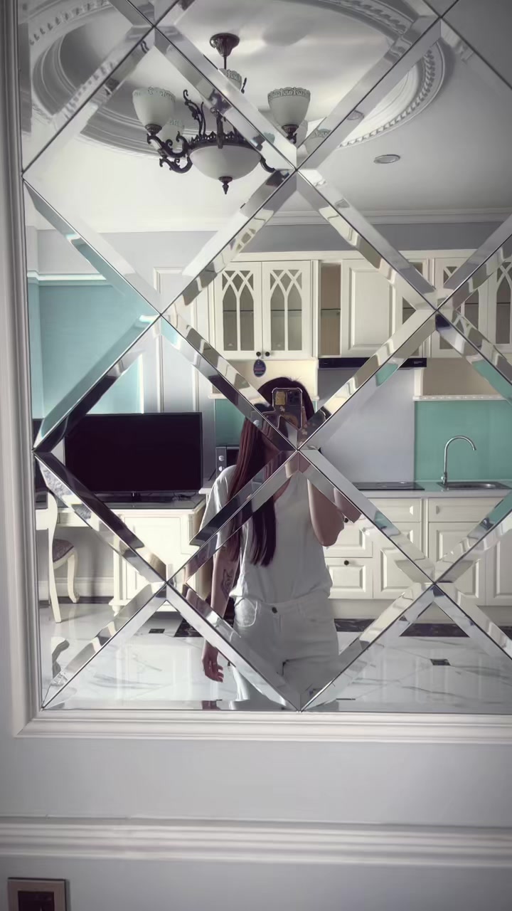 @𝑻𝒉𝒂𝒏𝒉 𝑯𝒂̆̀𝒏𝒈🩵