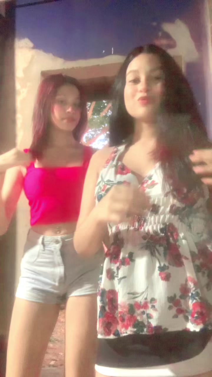@//becca//