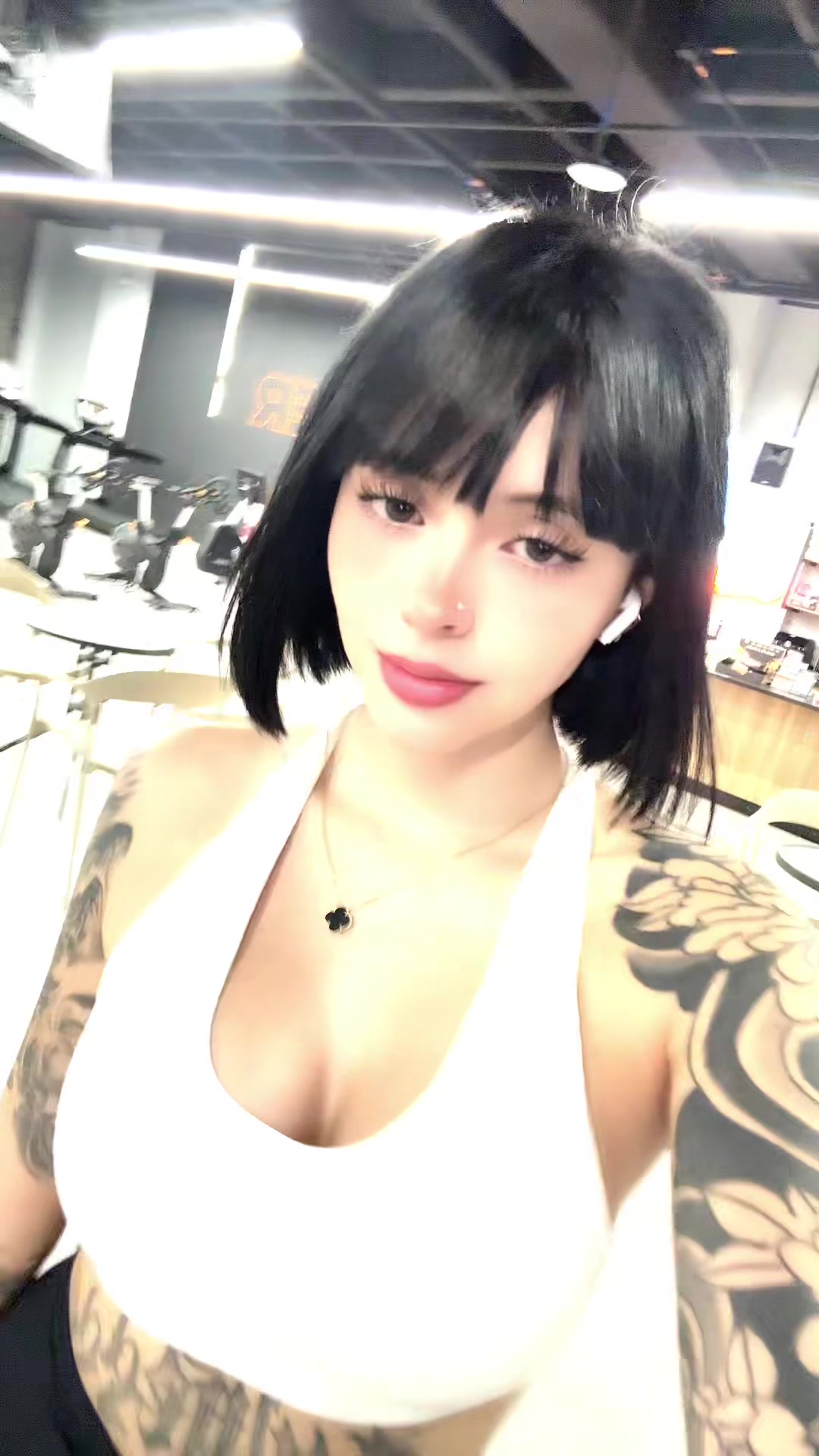 @lunavitaleroficial